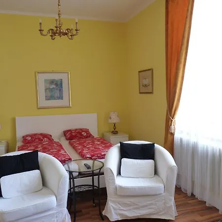 Bed & Breakfast Seerose Portschach am Woerthersee