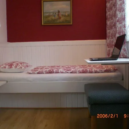 Seerose Bed & Breakfast Portschach am Woerthersee